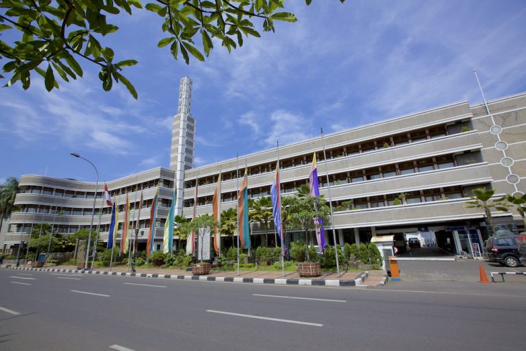 Wajah Bandung yang Flamboyan adalah Wajah Wolff Schoemaker