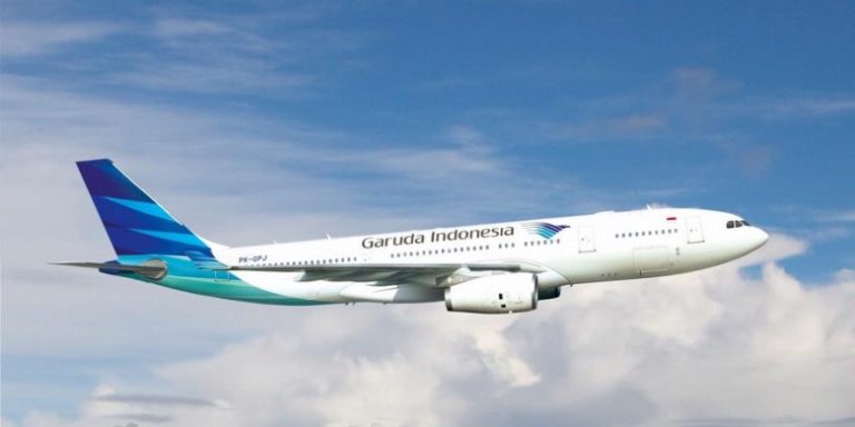 Garuda Terbangi Silangit – Singapura