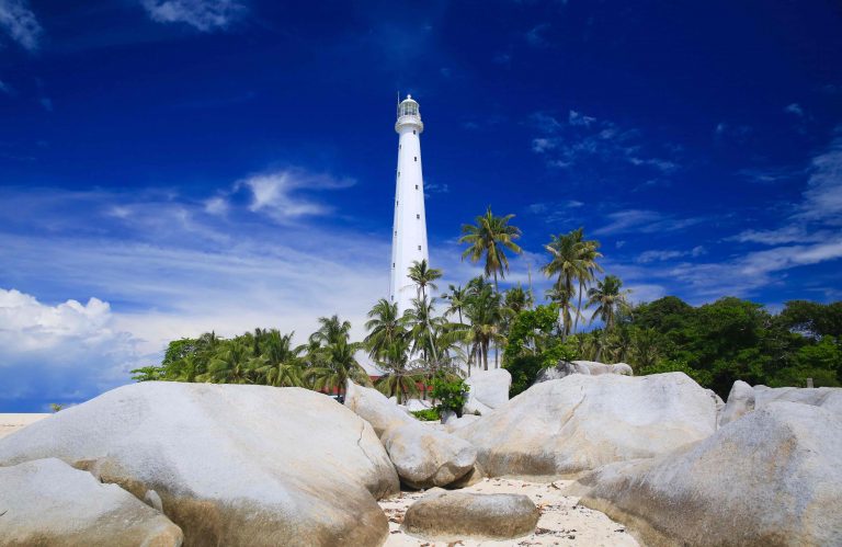 Belitung: Pulaunya Laskar Pelangi