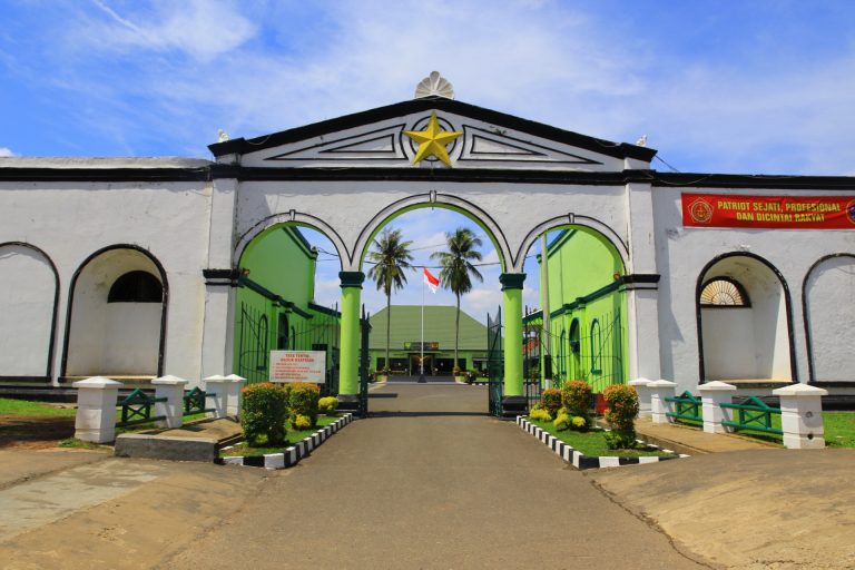 Benteng Kuto Besak: Keindahan dan Warisan Sejarah di Tepian Sungai Musi
