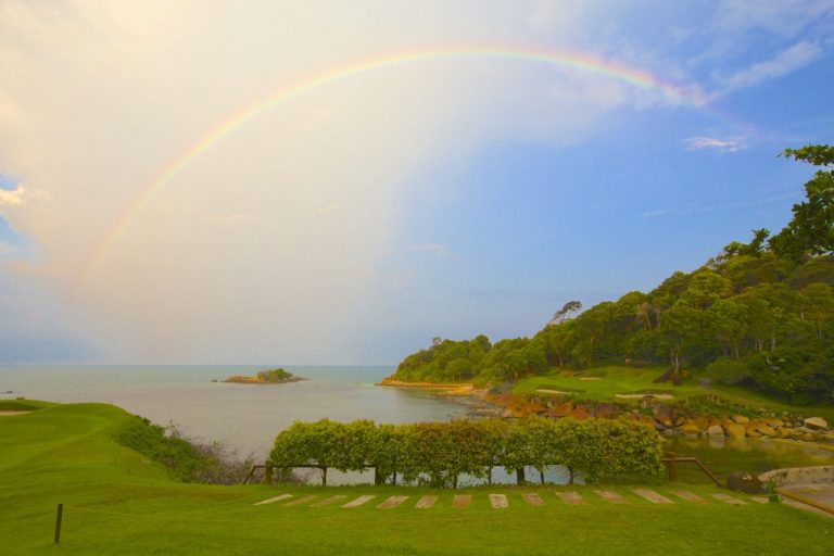 Ria Bintan Golf : Ayo Bermain Golf di Pulau Tropis nan Indah