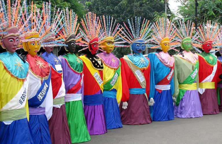 Ondel-Ondel: Keindahan Manekin Raksasa Khas Betawi