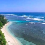 Pantai Walur: Rekreasi Pantai Bersama Keluarga
