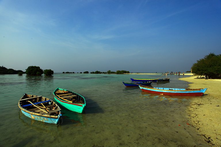 Taman Nasional Laut Kepulauan Seribu: Menyematkan Keelokan Panorama Laut nan Menawan