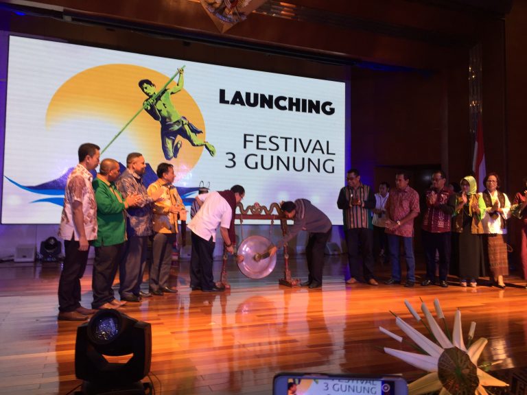 Festival 3 Gunung di Lembata