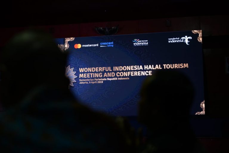 Daerah Komitmen Bangun Wisata Unggulan Destinasi  Wisata Halal