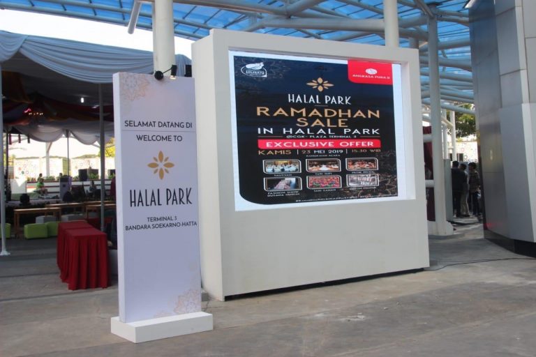 Terminal 3 Bandara Internasional Soekarno-Hatta Hadirkan Halal Park