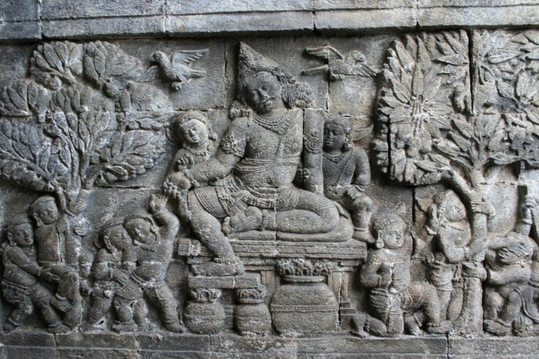 Mendut: Candi Bertuah