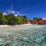 Gura Ici: Kepulauan Tropis di Garis Khatulistiwa