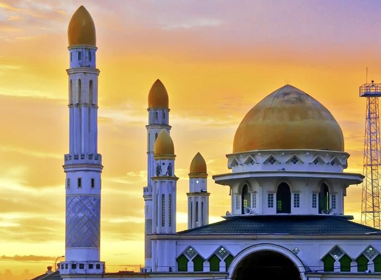 Masjid Agung Baiturrahim Kaimana: Warisan Kerajaan Islam Sran Eman Muun