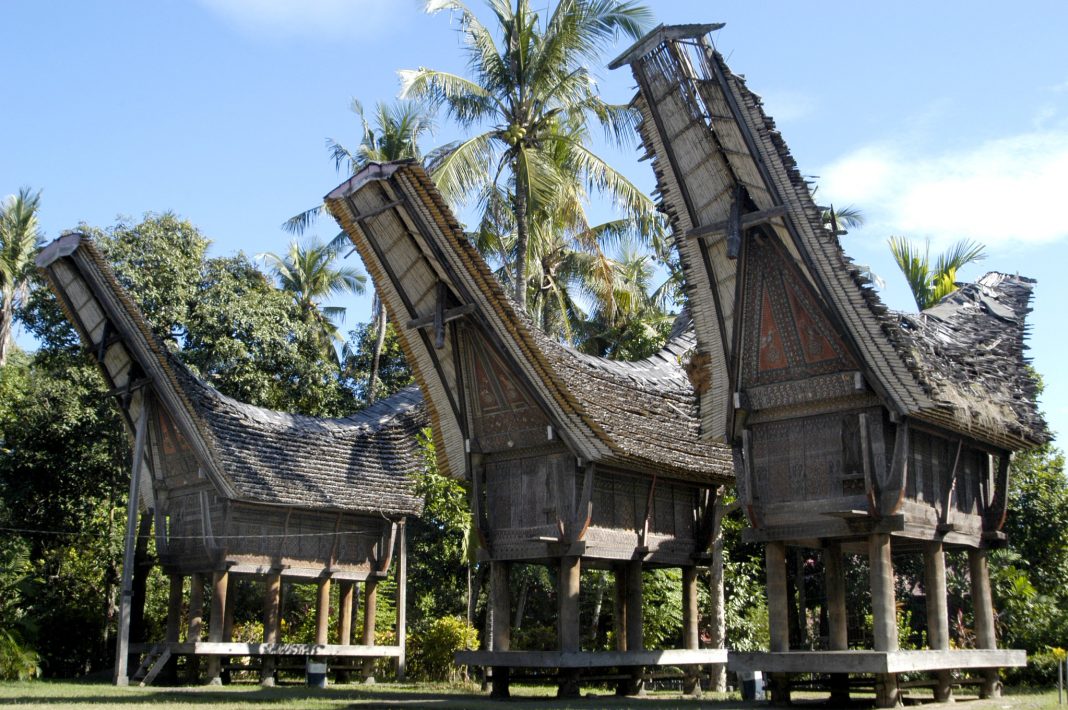 Desa Kete Kesu Potret Lengkap Kehidupan Tana Toraja Yang Wajib