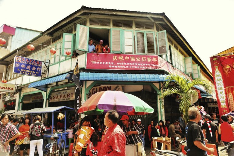 Singkawang: Kota Seribu Kelenteng