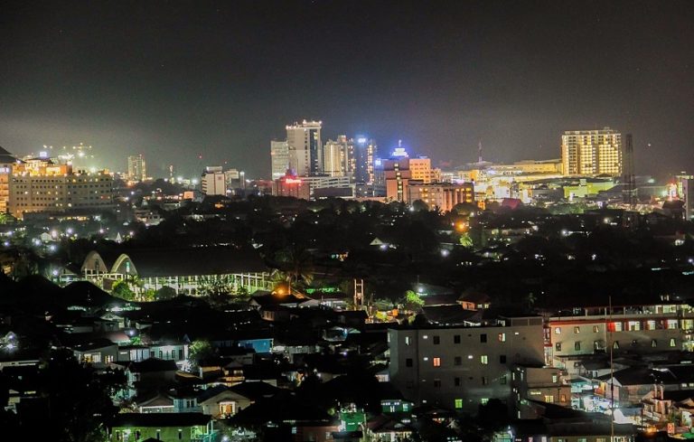 Balikpapan: Menikmati Kota yang Nyaman di Pinggir Teluk