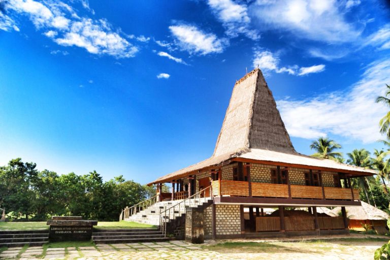 Rumah Budaya Sumba di Lembaga Studi dan Pelestarian Budaya Sumba