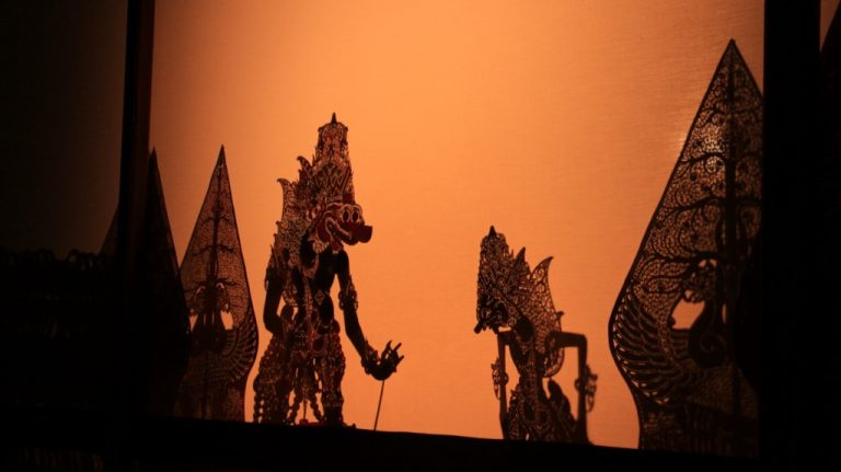 Wayang Kulit: Mahakarya Seni Bertutur Nusantara